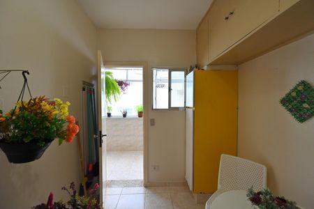 Apartamento à venda com 90m², 2 quartos e 1 vagaQuarto de Serviço
