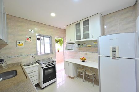 Apartamento à venda com 90m², 2 quartos e 1 vagaCozinha