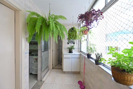 Apartamento à venda com 90m², 2 quartos e 1 vagaLavanderia