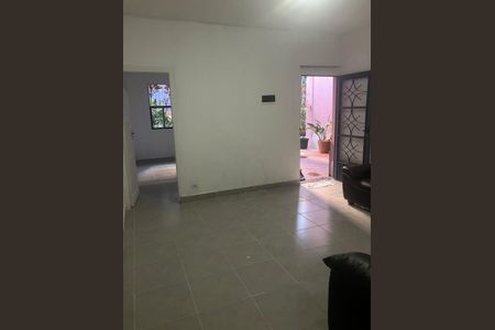 Apartamento à venda com 125m², 2 quartos e sem vagaSala