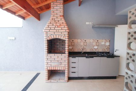 Apartamento à venda com 124m², 2 quartos e 1 vagaÁrea Churrasqueira