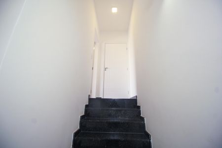 Apartamento à venda com 124m², 2 quartos e 1 vagaEscada