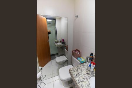Apartamento à venda com 174m², 3 quartos e 2 vagasBanheiro Social