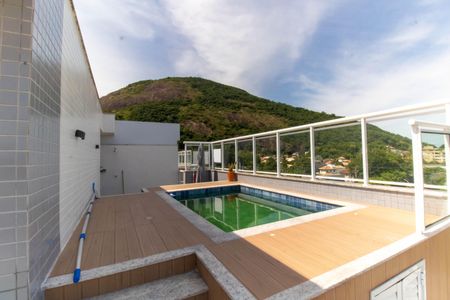 Apartamento à venda com 174m², 3 quartos e 2 vagasCobertura