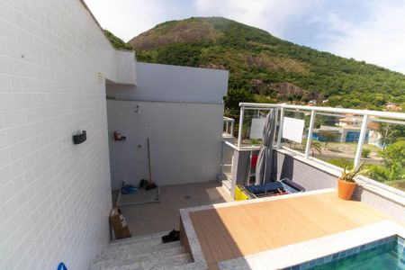 Apartamento à venda com 174m², 3 quartos e 2 vagasCobertura