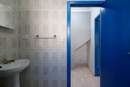 Casa para alugar com 80m², 2 quartos e sem vaga Casa para alugar com 80m², 2 quartos e sem vagaBanheiro