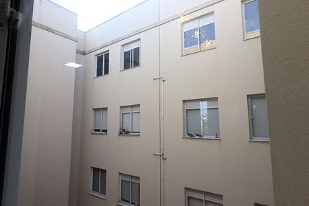 Vista da Sala de apartamento para alugar com 2 quartos, 42m² em Rubem Berta, Porto Alegre