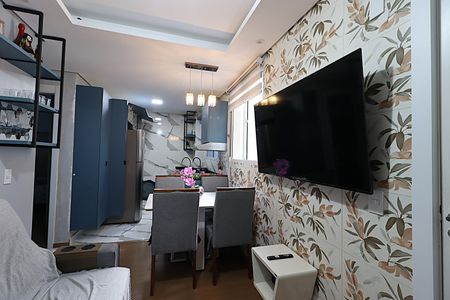 Sala de apartamento para alugar com 2 quartos, 42m² em Rubem Berta, Porto Alegre