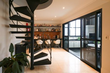 Apartamento à venda com 400m², 5 quartos e 4 vagas Apartamento à venda com 400m², 5 quartos e 4 vagasÁrea Gourmet