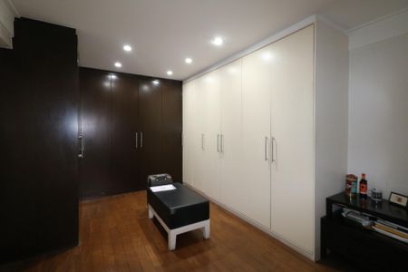 Apartamento à venda com 400m², 5 quartos e 4 vagas Apartamento à venda com 400m², 5 quartos e 4 vagasSuíte 4