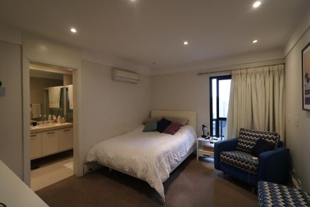 Apartamento à venda com 400m², 5 quartos e 4 vagas Apartamento à venda com 400m², 5 quartos e 4 vagasSuíte 3