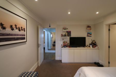 Apartamento à venda com 400m², 5 quartos e 4 vagas Apartamento à venda com 400m², 5 quartos e 4 vagasSuíte 3