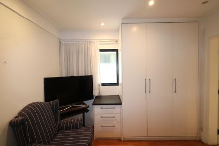 Apartamento à venda com 400m², 5 quartos e 4 vagas Apartamento à venda com 400m², 5 quartos e 4 vagasBanheiro da Suíte 2