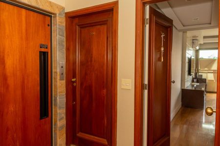 Apartamento para alugar com 156m², 4 quartos e 2 vagas Apartamento para alugar com 156m², 4 quartos e 2 vagasHall do andar