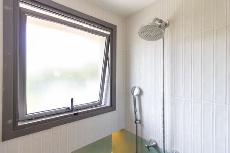 Apartamento à venda com 78m², 2 quartos e 1 vagaBanheiro da Suíte 1