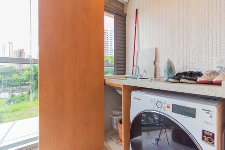 Apartamento à venda com 78m², 2 quartos e 1 vagaVista/Varanda