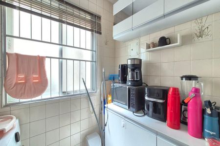 Apartamento à venda com 58m², 2 quartos e 1 vagaÁrea de Serviço