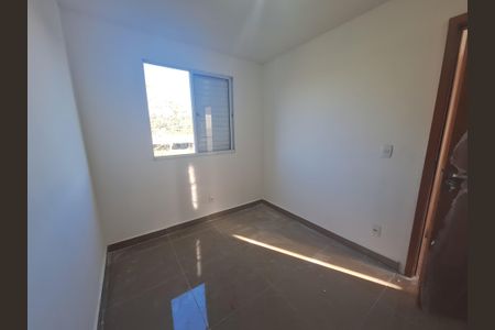 Apartamento para alugar com 2 quartos, 39m² em Parque Santa Rosa, Suzano