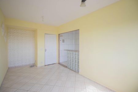 Sala de apartamento para alugar com 2 quartos, 70m² em Brasilândia, São Gonçalo