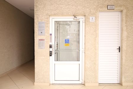 Apartamento à venda com 47m², 2 quartos e 1 vagaÁrea comum - Acessibilidade
