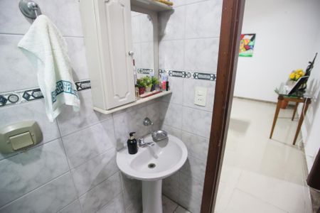 Casa à venda com 127m², 3 quartos e 2 vagasBanheiro Social 2