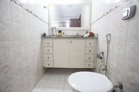 Casa à venda com 127m², 3 quartos e 2 vagasBanheiro da Suíte