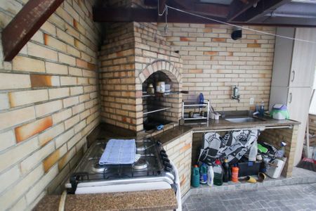 Casa à venda com 127m², 3 quartos e 2 vagasChurrasqueira