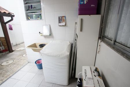 Casa à venda com 127m², 3 quartos e 2 vagasÁrea de Serviço