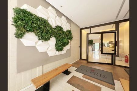 Apartamento para alugar com 243m², 3 quartos e 4 vagasFoto 01