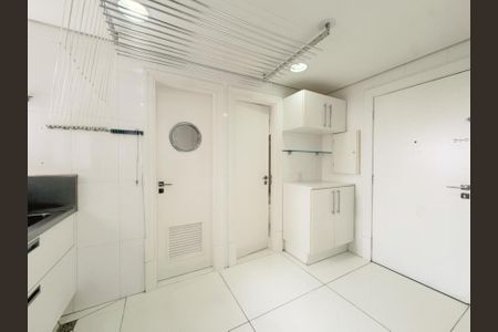 Apartamento para alugar com 243m², 3 quartos e 4 vagasFoto 01