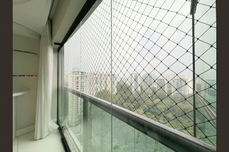 Apartamento para alugar com 243m², 3 quartos e 4 vagasFoto 01