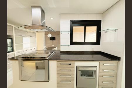 Apartamento para alugar com 243m², 3 quartos e 4 vagasFoto 01