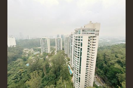 Apartamento para alugar com 243m², 3 quartos e 4 vagasFoto 01