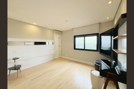 Apartamento para alugar com 243m², 3 quartos e 4 vagasFoto 01