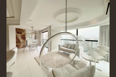 Foto 01 de apartamento para alugar com 3 quartos, 243m² em Jardim Morumbi, São Paulo