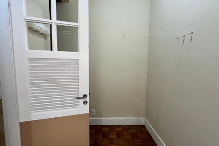 Apartamento para alugar com 137m², 2 quartos e 1 vagaQuarto de Serviço