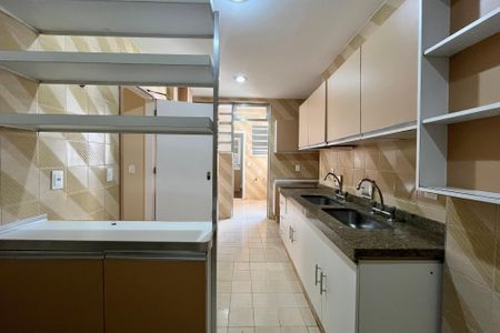 Apartamento para alugar com 137m², 2 quartos e 1 vagaCozinha 