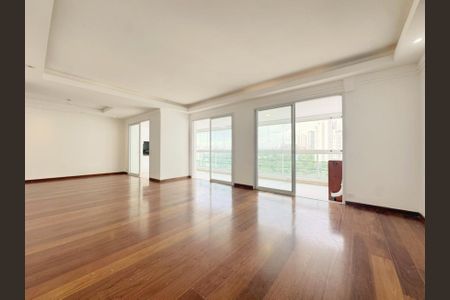 Foto 01 de apartamento para alugar com 4 quartos, 144m² em Parque do Morumbi, São Paulo