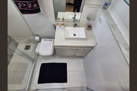 Apartamento à venda com 92m², 2 quartos e 2 vagas Apartamento à venda com 92m², 2 quartos e 2 vagasSuíte