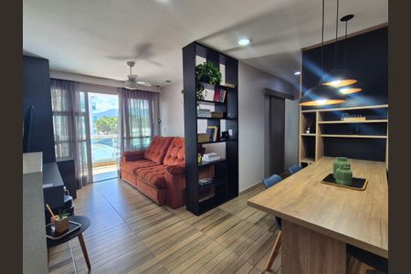 Apartamento à venda com 92m², 2 quartos e 2 vagas Apartamento à venda com 92m², 2 quartos e 2 vagasSala