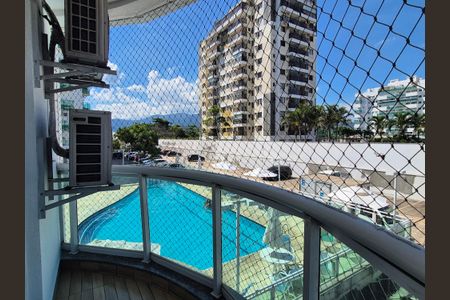 Apartamento à venda com 92m², 2 quartos e 2 vagas Apartamento à venda com 92m², 2 quartos e 2 vagasVaranda 2