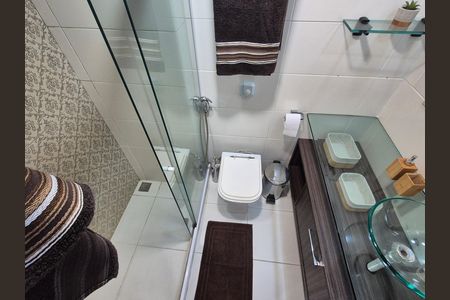 Apartamento à venda com 92m², 2 quartos e 2 vagas Apartamento à venda com 92m², 2 quartos e 2 vagasBanheiro