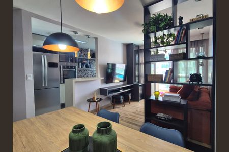 Apartamento à venda com 92m², 2 quartos e 2 vagas Apartamento à venda com 92m², 2 quartos e 2 vagasSala