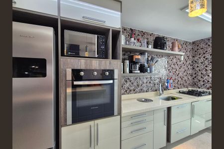 Apartamento à venda com 92m², 2 quartos e 2 vagas Apartamento à venda com 92m², 2 quartos e 2 vagasCozinha