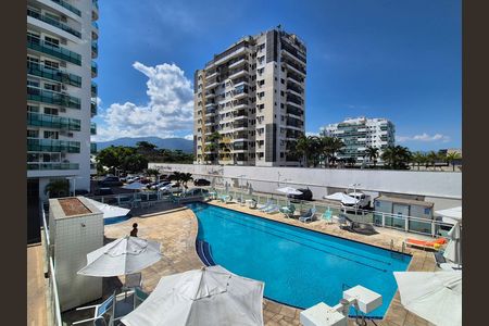 Apartamento à venda com 92m², 2 quartos e 2 vagas Apartamento à venda com 92m², 2 quartos e 2 vagasVista