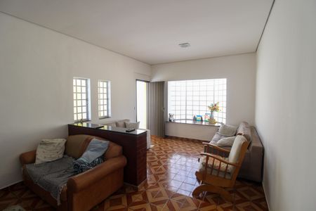 Sala de casa à venda com 3 quartos, 150m² em Jaguaré, São Paulo