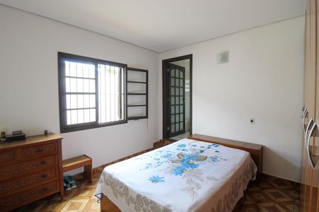 Casa à venda com 150m², 3 quartos e 5 vagasQuarto 3