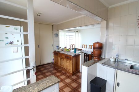 Casa à venda com 150m², 3 quartos e 5 vagasCozinha