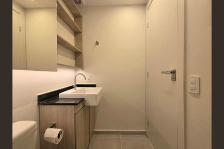 Studio para alugar com 25m², 1 quarto e sem vaga Studio para alugar com 25m², 1 quarto e sem vagaBanheiro