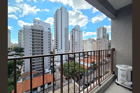 Studio para alugar com 25m², 1 quarto e sem vaga Studio para alugar com 25m², 1 quarto e sem vagaVaranda